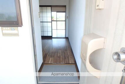 フォーブルイースト[2DK/43.68m2]の玄関