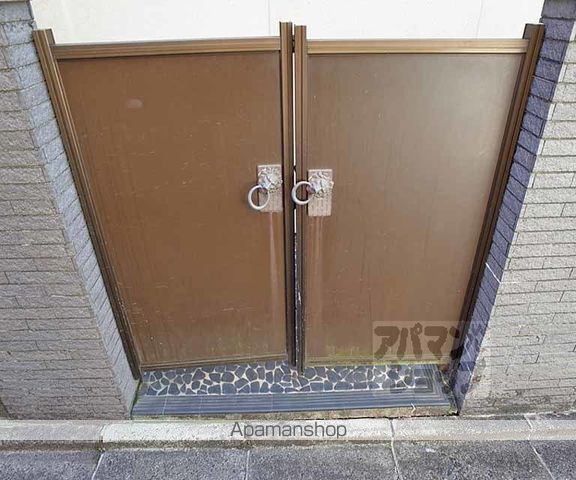 岡崎神宮荘の玄関写真