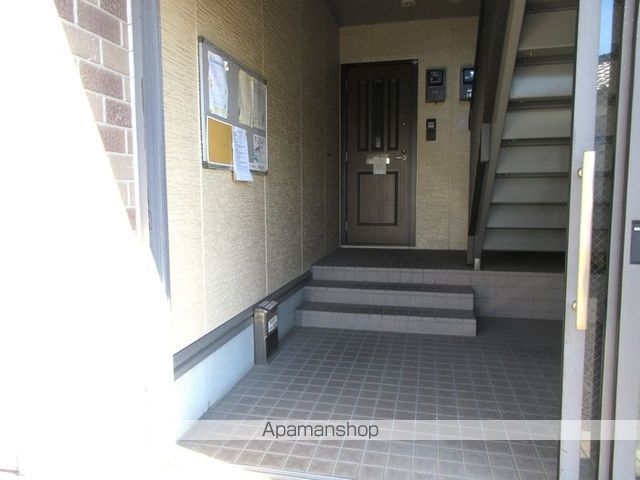 伏見台ハイツの玄関写真