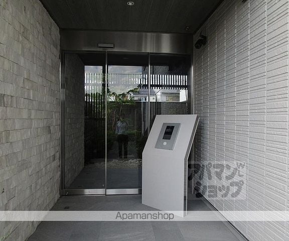 クレドール北山の玄関写真
