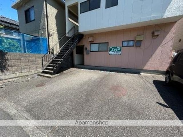 コーポロビニエの外観写真