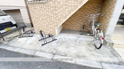 岡山県岡山市北区大供２丁目[1LDK/44.33m2]の共用部3