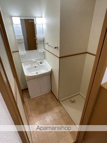 フロイデ宮竹の内装写真