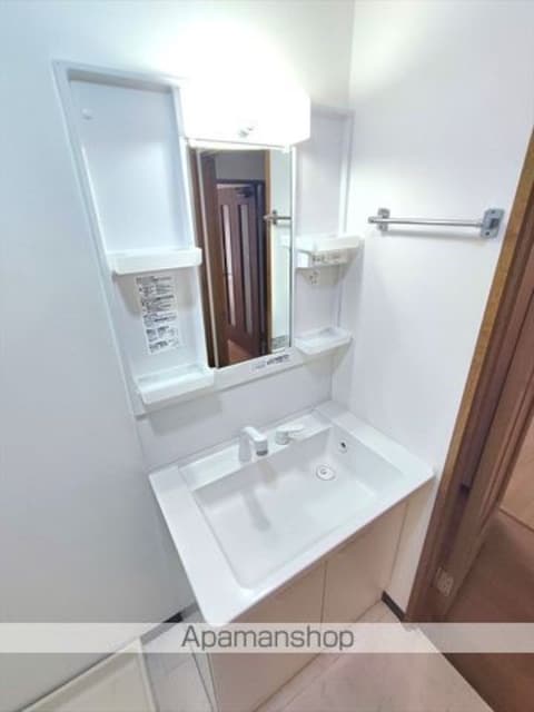 和歌山県和歌山市梶取[2LDK/59.16m2]の洗面所