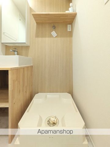 【中野区本町のマンションの写真】