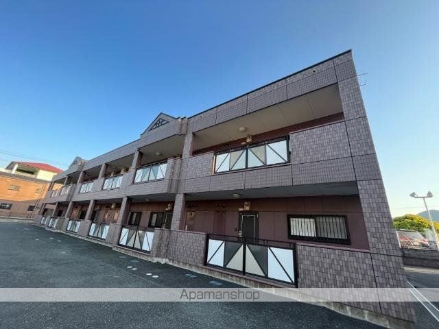 プロニティBの玄関写真