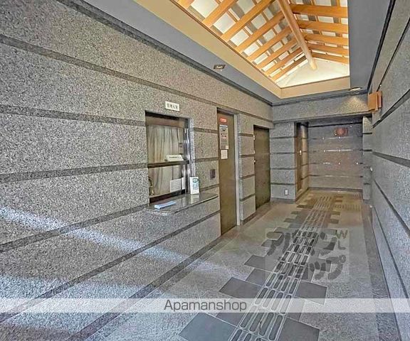 京阪電気鉄道鴨東線 神宮丸太町駅 徒歩15分 5階建 築26年の内装写真