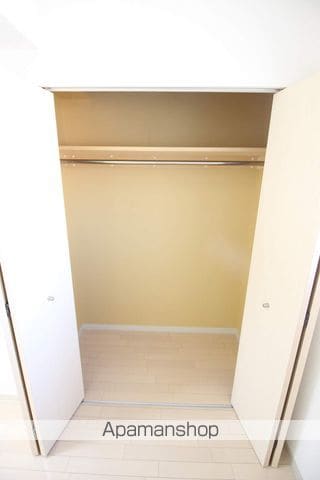 クレエル大通の内装写真