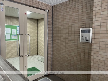メゾン　るふる[1R/35.06m2]のエントランス