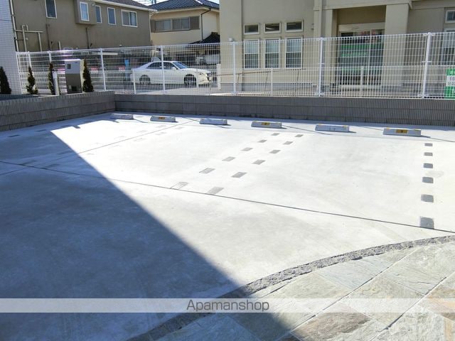 クラッテーロ国分寺[1K/30.18m2]の駐車場