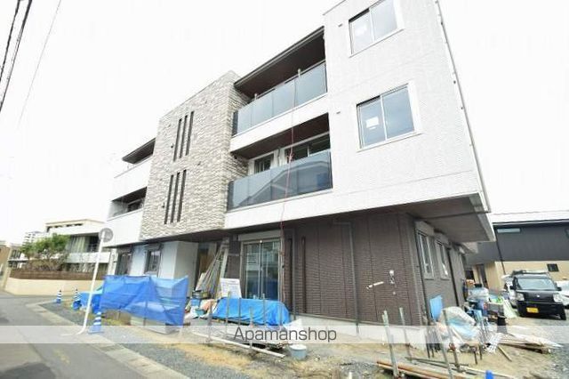 グランメゾン下荒田の外観写真