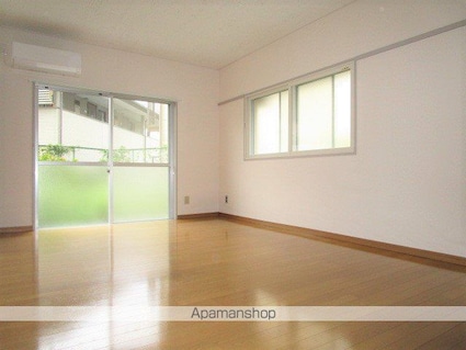 アパルトマン上松[3LDK/71m2]のリビング・居間