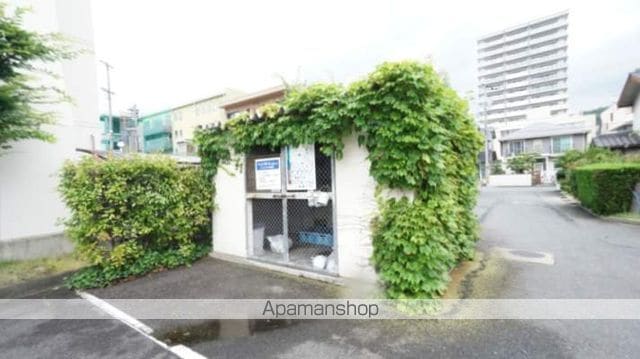 コンチネンタル・インAのその他写真