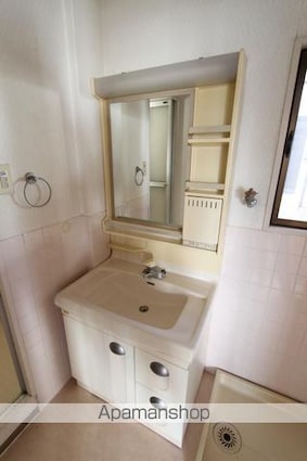 シブヤコーポ花の宮西棟[3LDK/60m2]の洗面所