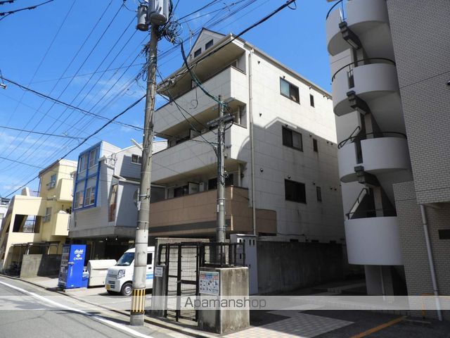 BRAND NEW DAY 平尾の玄関写真