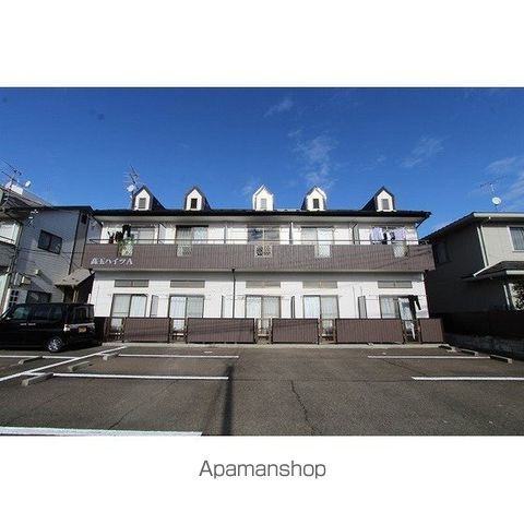 高玉ハイツ A棟の外観写真