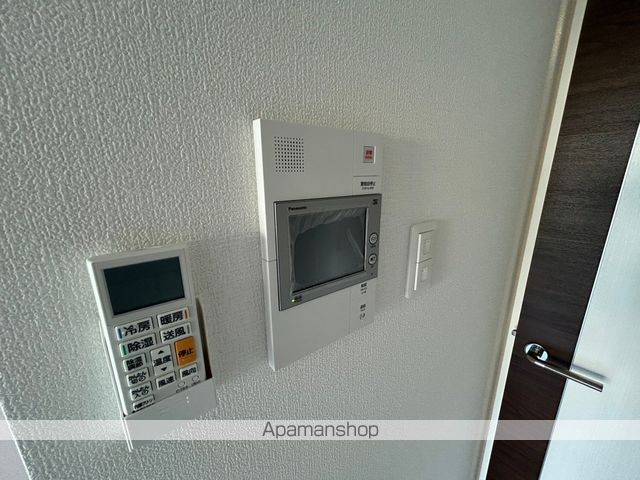 セレニテ江坂ミラクの内装写真