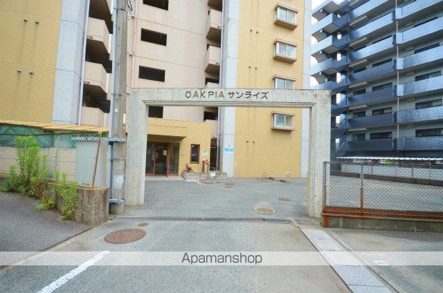 オークピアサンライズの玄関写真