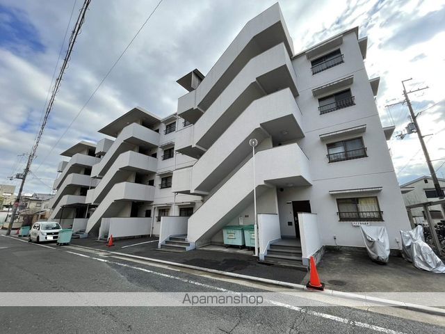 セントラルレジデンス3号館