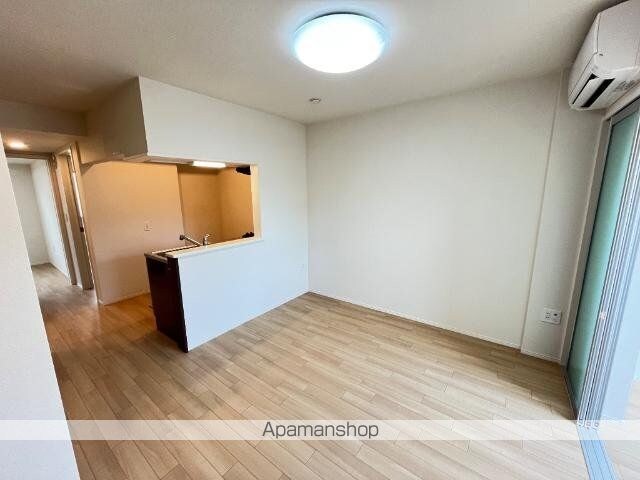 ジョリ[2LDK/48.61m2]のリビング・居間