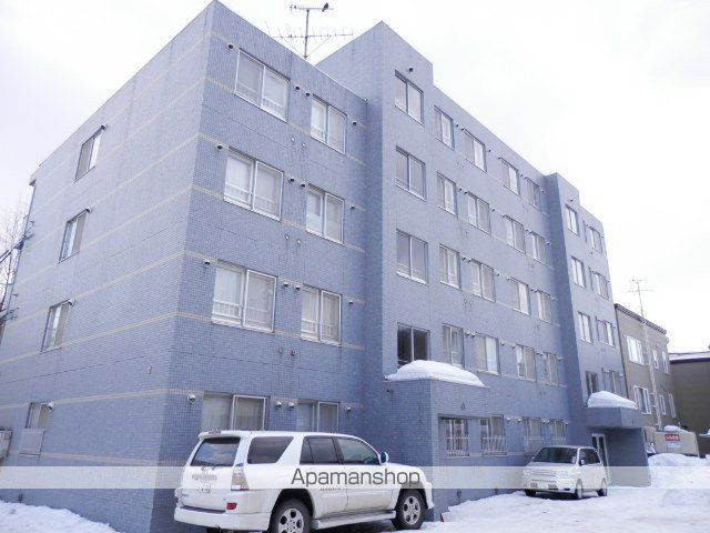 ローヤルハイツ菊水元町の外観写真