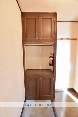 ロイヤルハイムの内装写真