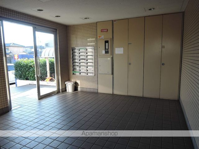 オリーブ南上町の玄関写真
