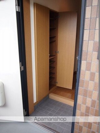 ガーデンハイム樗　１番館[3DK/56.76m2]の玄関