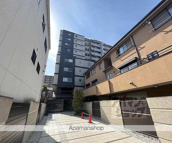 アベニール三条油小路の外観写真
