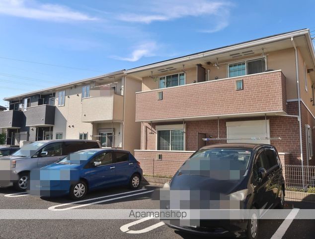 エレガンシアの外観写真