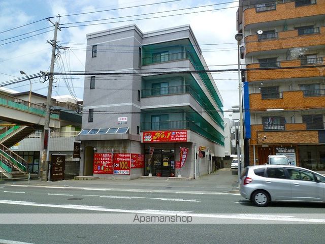 アザレアハイツ蒲池の外観写真