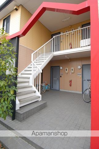 ベルコートA棟の玄関写真