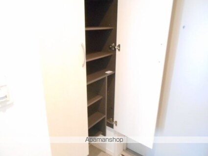 Ｒｉｏ　Ｇｒａｎｄｅ（リオ　グランデ）[1LDK/44.18m2]の玄関