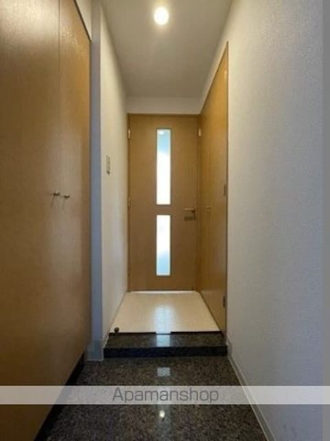 シーアイマンション新中野[1R/21.24m2]の玄関