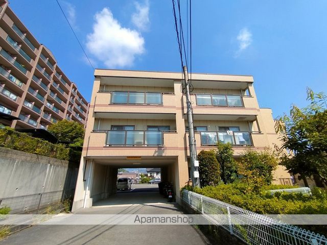 ファミーユ仁川の外観写真