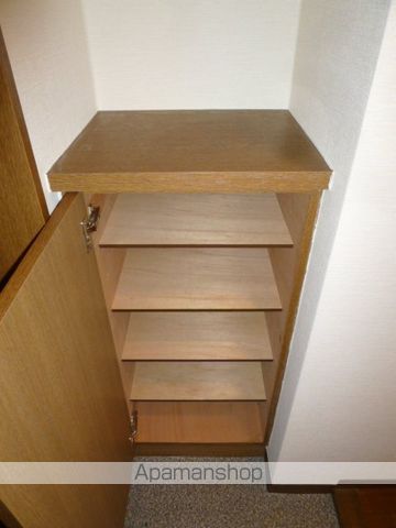 CRECER新栄の内装写真