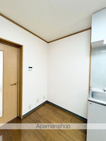 POTETO IIの内装写真