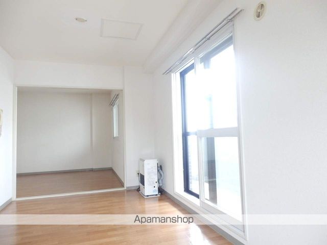 ARMS美術館通Iの内装写真