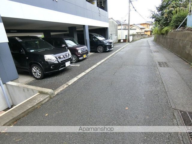 プロニティー230の玄関写真