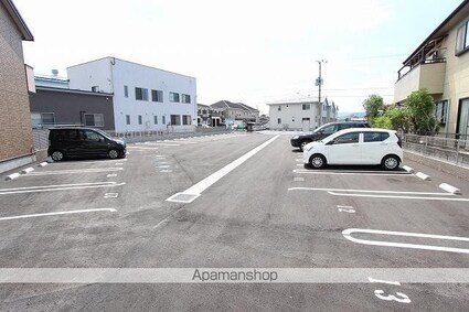 香川県高松市六条町[2LDK/50.88m2]の駐車場