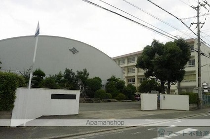 愛媛県松山市北井門５丁目[2LDK/55.9m2]の周辺1