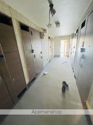 リブリ・フルール[1K/26.08m2]のエントランス