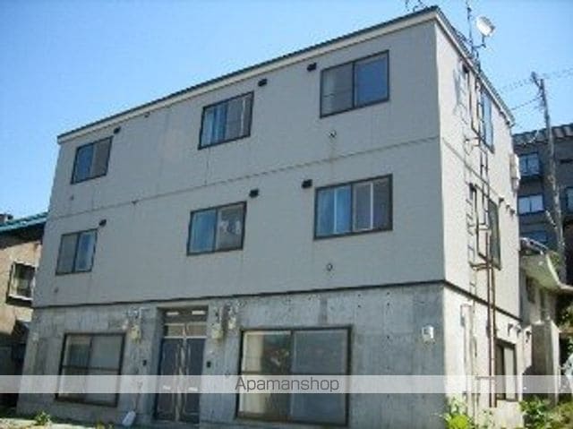 アメニティ入船の玄関写真