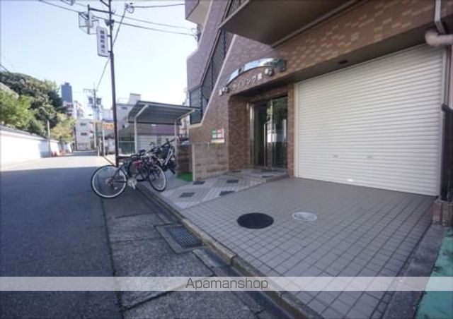 ライジング泉の外観写真