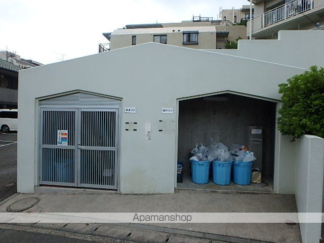 リーガル鷺沼の外観写真