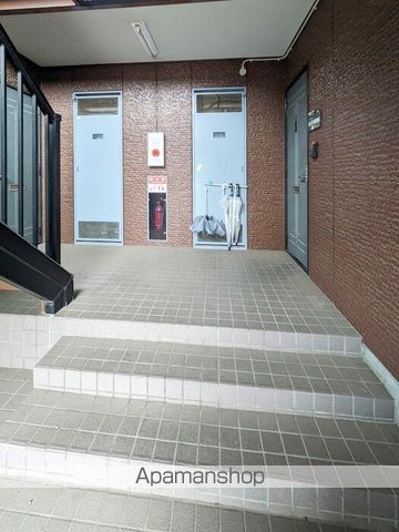 ベルディ大宮の玄関写真