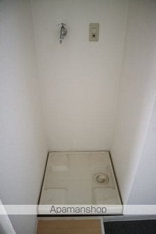 ラフィーネ枚方IIIの内装写真