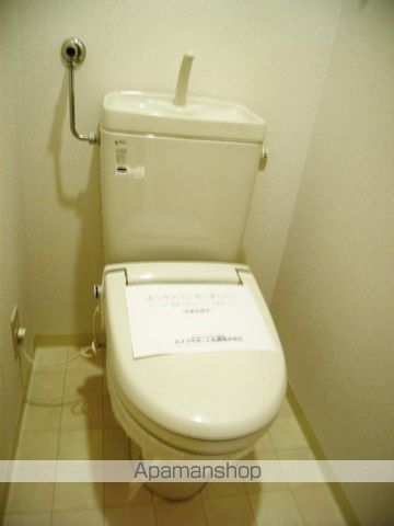 サテライトターミナル B棟の内装写真