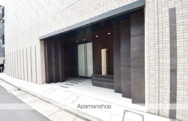 パークハビオ日本橋蛎殻町の玄関写真