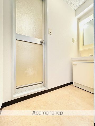 シルクルーム3番館の内装写真